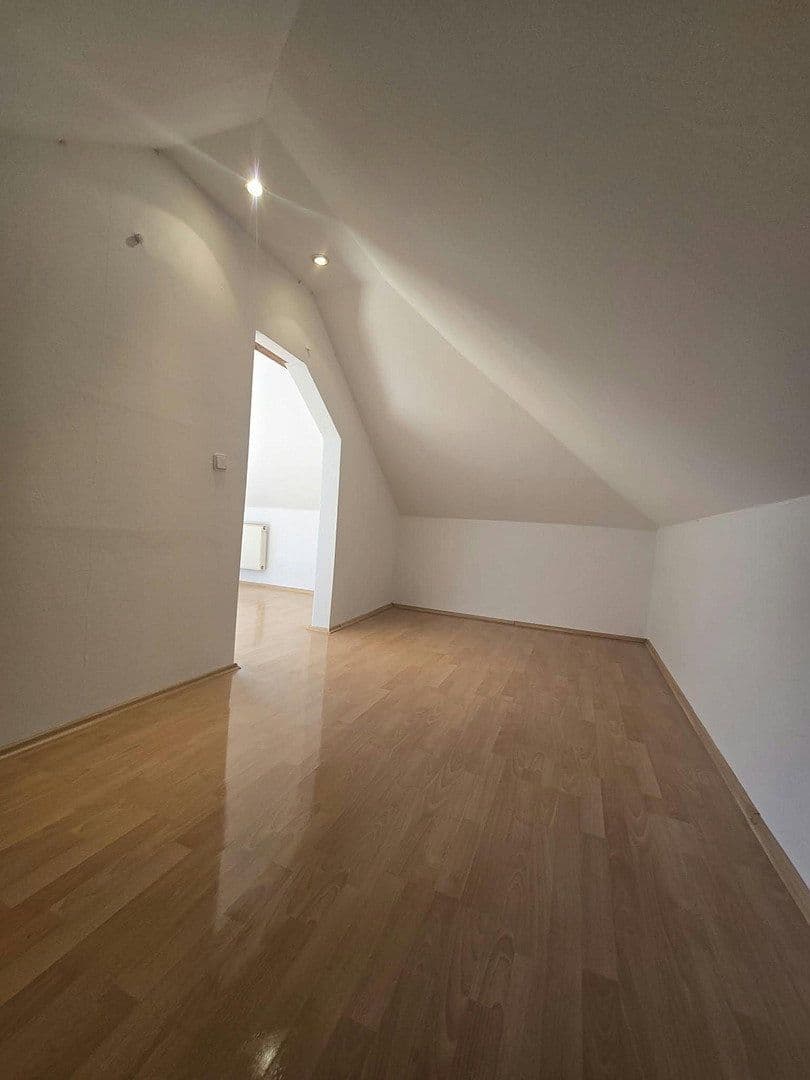Prenájom bytu 3-izbový 116 m², Ernst-Barlach-Str. 16, Schönberg, Meklenbursko-Predpomoransko Prenájom bytu 3-izbový 116 m², Ernst-Barlach-Str. 16, Schönberg, Meklenbursko-Predpomoransko