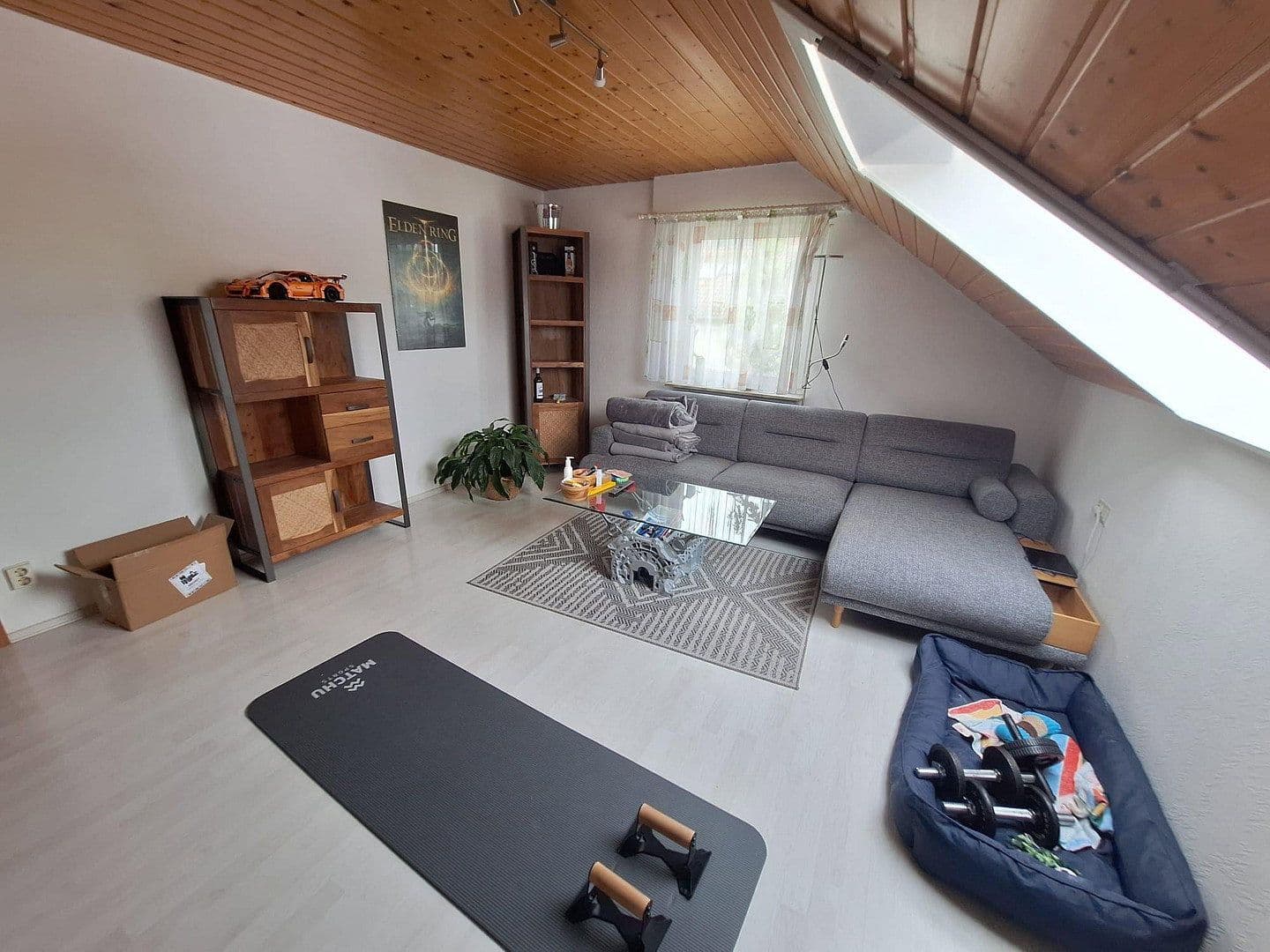 Prenájom bytu 4-izbový 66 m², Oberstenfeld, Bádensko-Wurttembersko Prenájom bytu 4-izbový 66 m², Oberstenfeld, Bádensko-Wurttembersko
