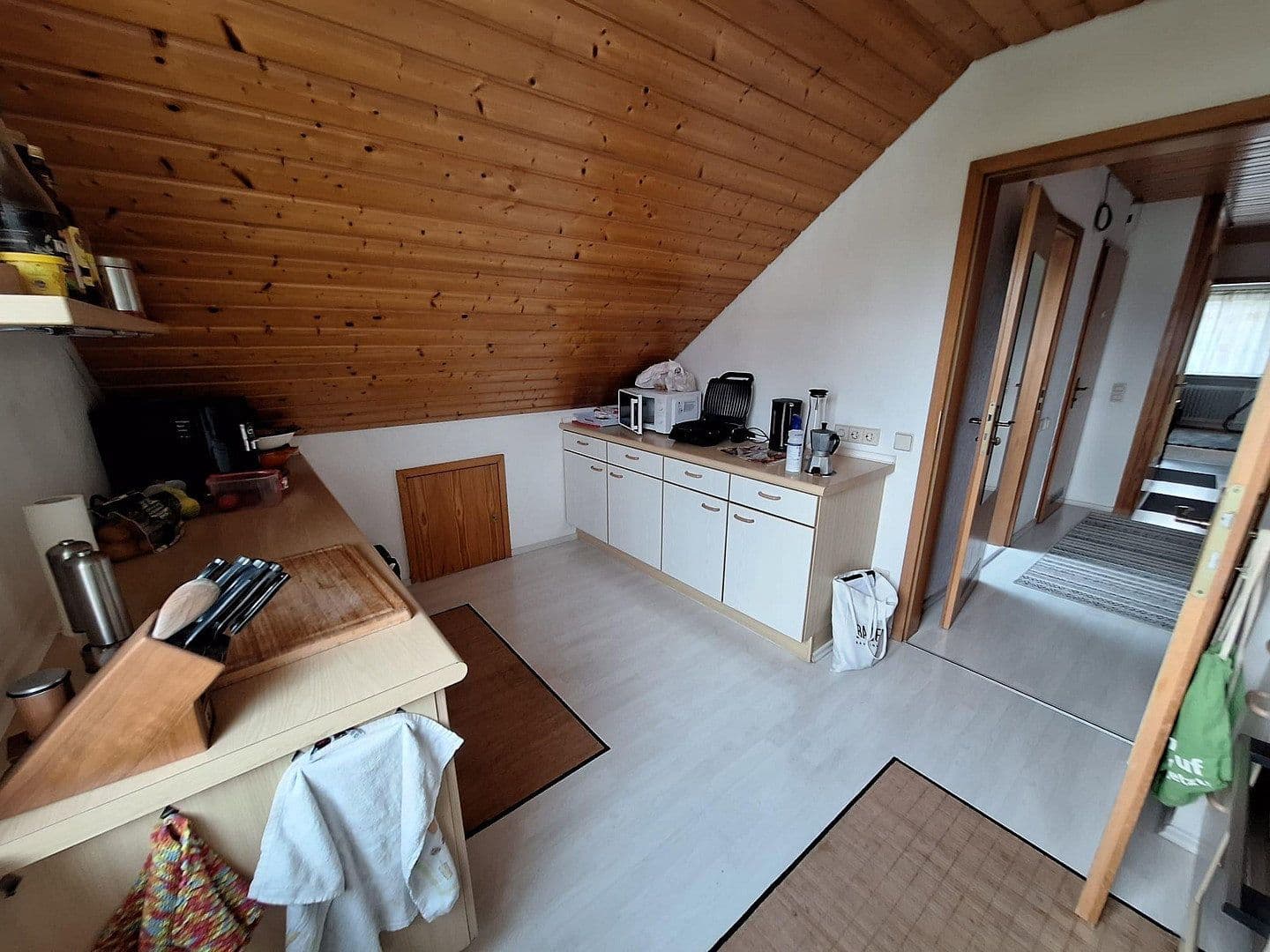 Prenájom bytu 4-izbový 66 m², Oberstenfeld, Bádensko-Wurttembersko Prenájom bytu 4-izbový 66 m², Oberstenfeld, Bádensko-Wurttembersko