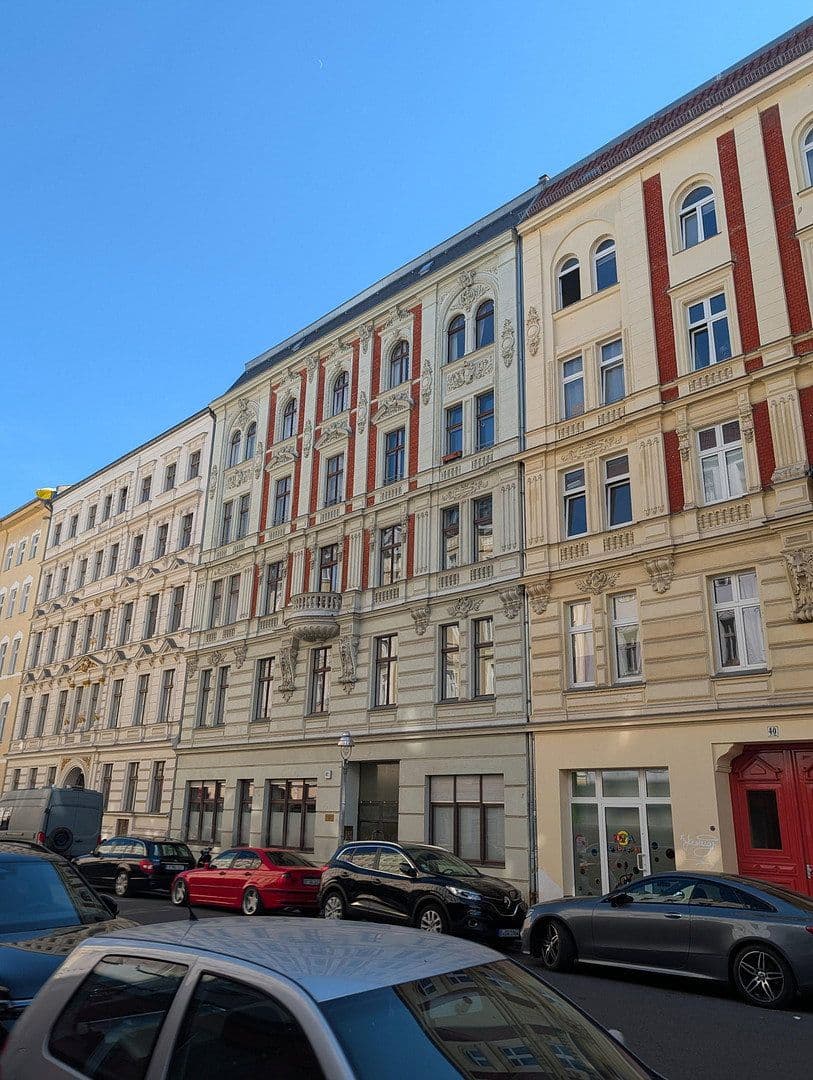 Predaj bytu 3-izbový 80 m², Wilsnacker Str 41, Berlin, Berlín Predaj bytu 3-izbový 80 m², Wilsnacker Str 41, Berlin, Berlín