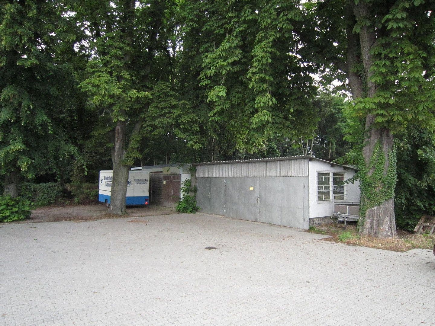 Predaj domu 913 m², pozemok 2.115 m², Satower Straße 163, Rostock, Meklenbursko-Predpomoransko Predaj domu 913 m², pozemok 2.115 m², Satower Straße 163, Rostock, Meklenbursko-Predpomoransko