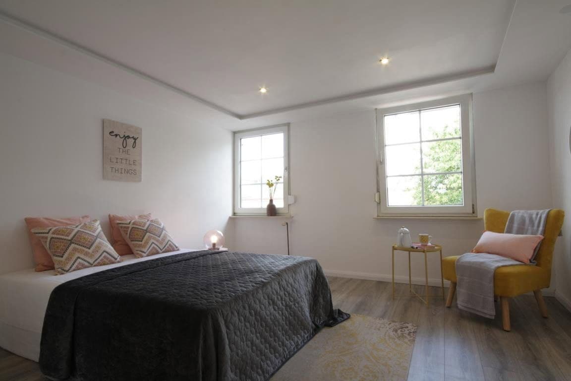 Predaj bytu 6-izbový 128 m², Bahnhofstr. 81, Hauenstein, Porýnie-Falcko Predaj bytu 6-izbový 128 m², Bahnhofstr. 81, Hauenstein, Porýnie-Falcko