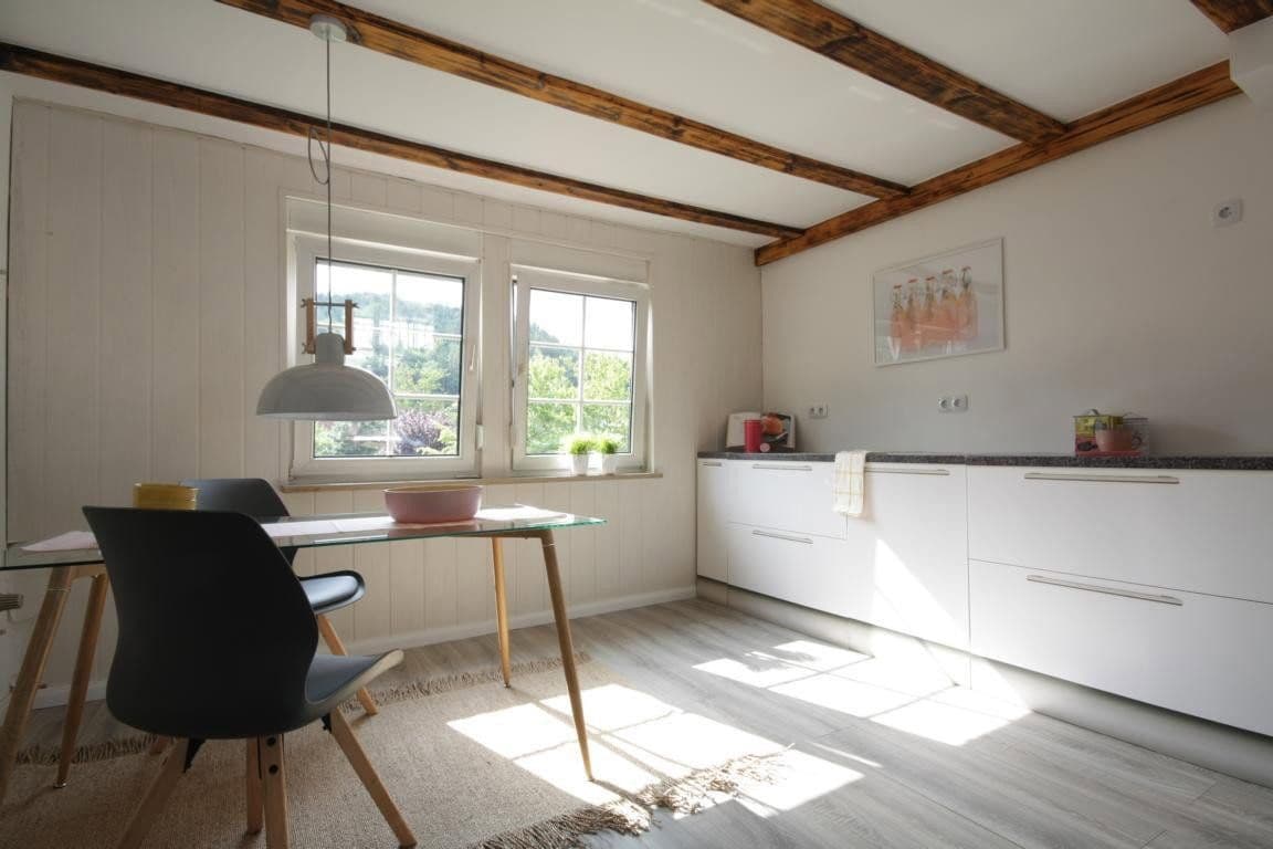 Predaj bytu 6-izbový 128 m², Bahnhofstr. 81, Hauenstein, Porýnie-Falcko Predaj bytu 6-izbový 128 m², Bahnhofstr. 81, Hauenstein, Porýnie-Falcko