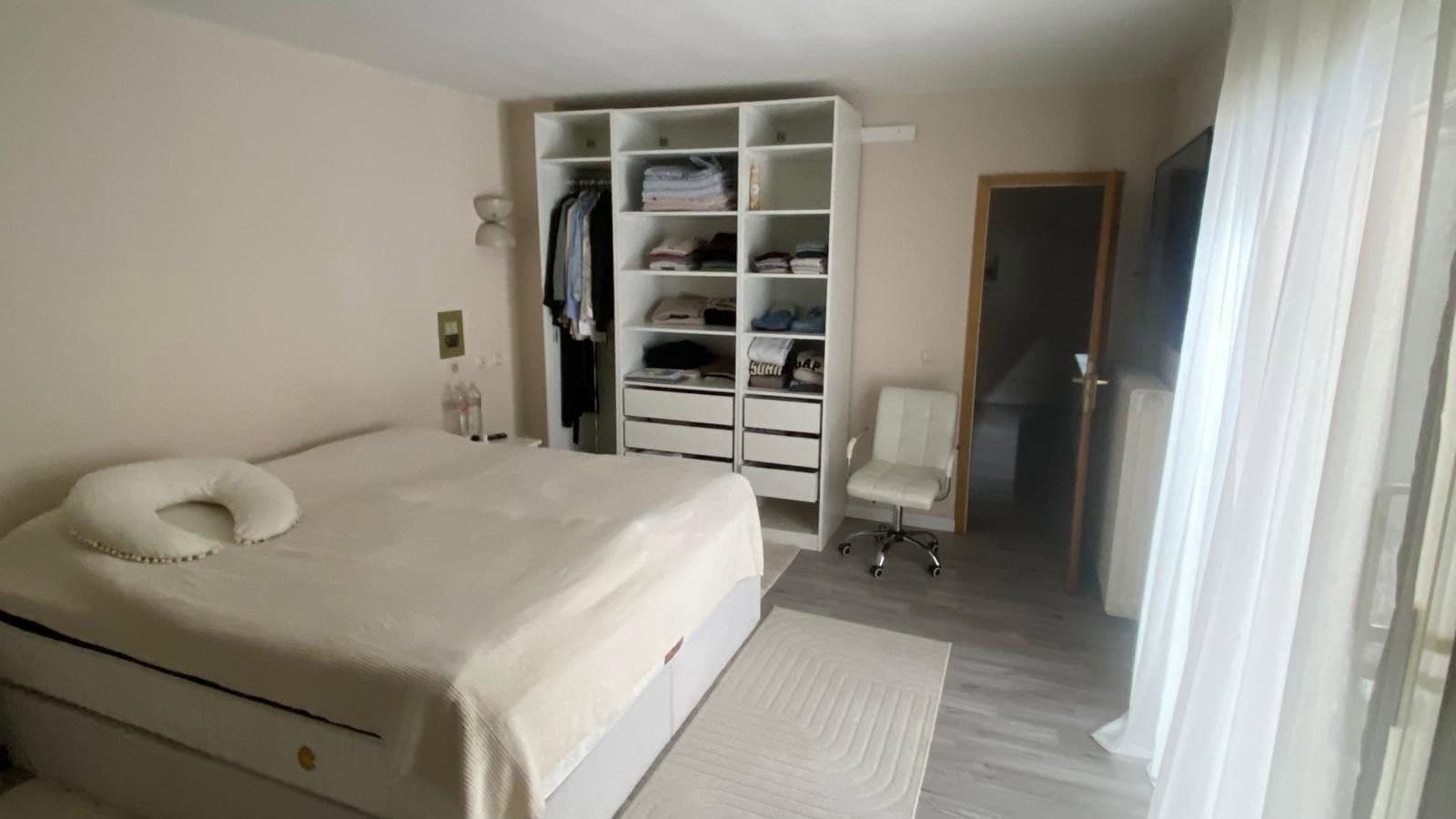 Predaj domu 248 m², pozemok 2.428 m², Bad Schwartau, Šlezvicko-Holštajnsko Predaj domu 248 m², pozemok 2.428 m², Bad Schwartau, Šlezvicko-Holštajnsko