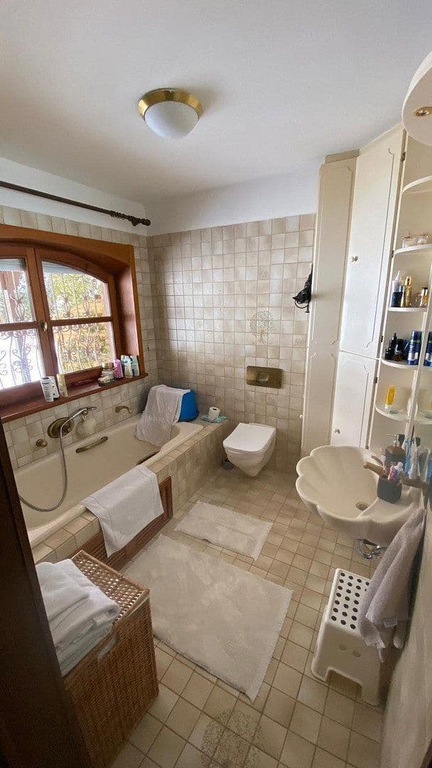 Predaj domu 248 m², pozemok 2.428 m², Bad Schwartau, Šlezvicko-Holštajnsko Predaj domu 248 m², pozemok 2.428 m², Bad Schwartau, Šlezvicko-Holštajnsko