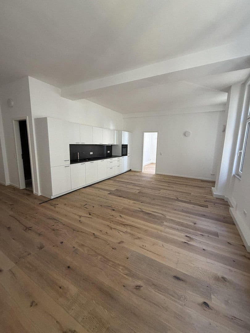Prenájom bytu 2-izbový 60 m², Rieckestraße 26, Stuttgart, Bádensko-Wurttembersko Prenájom bytu 2-izbový 60 m², Rieckestraße 26, Stuttgart, Bádensko-Wurttembersko