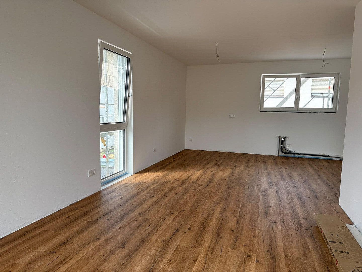 Prenájom bytu 4-izbový 77 m², Esslingen am Neckar, Bádensko-Wurttembersko Prenájom bytu 4-izbový 77 m², Esslingen am Neckar, Bádensko-Wurttembersko