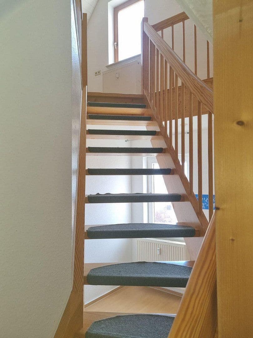 Prenájom bytu 3-izbový 76 m², Hauptstr. 17, Neuweiler, Bádensko-Wurttembersko Prenájom bytu 3-izbový 76 m², Hauptstr. 17, Neuweiler, Bádensko-Wurttembersko