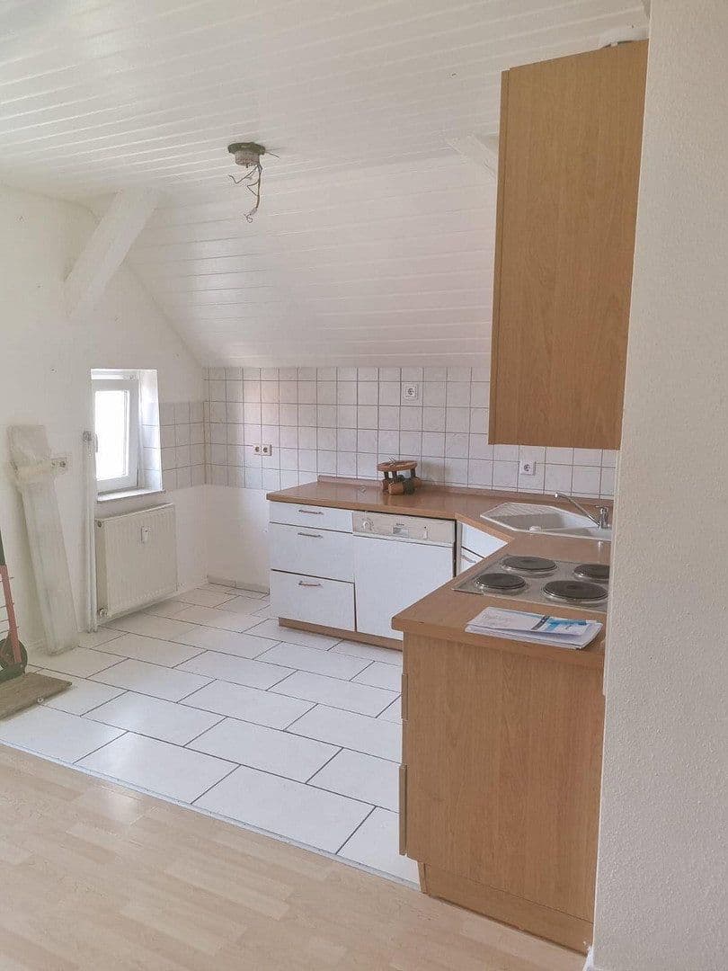 Prenájom bytu 3-izbový 76 m², Hauptstr. 17, Neuweiler, Bádensko-Wurttembersko Prenájom bytu 3-izbový 76 m², Hauptstr. 17, Neuweiler, Bádensko-Wurttembersko