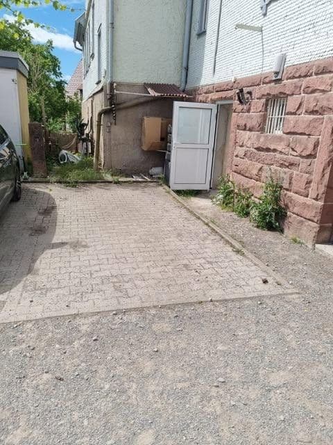 Prenájom bytu 3-izbový 76 m², Hauptstr. 17, Neuweiler, Bádensko-Wurttembersko Prenájom bytu 3-izbový 76 m², Hauptstr. 17, Neuweiler, Bádensko-Wurttembersko