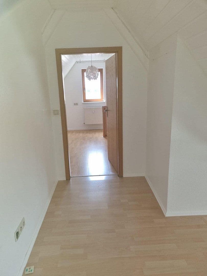 Prenájom bytu 3-izbový 76 m², Hauptstr. 17, Neuweiler, Bádensko-Wurttembersko Prenájom bytu 3-izbový 76 m², Hauptstr. 17, Neuweiler, Bádensko-Wurttembersko