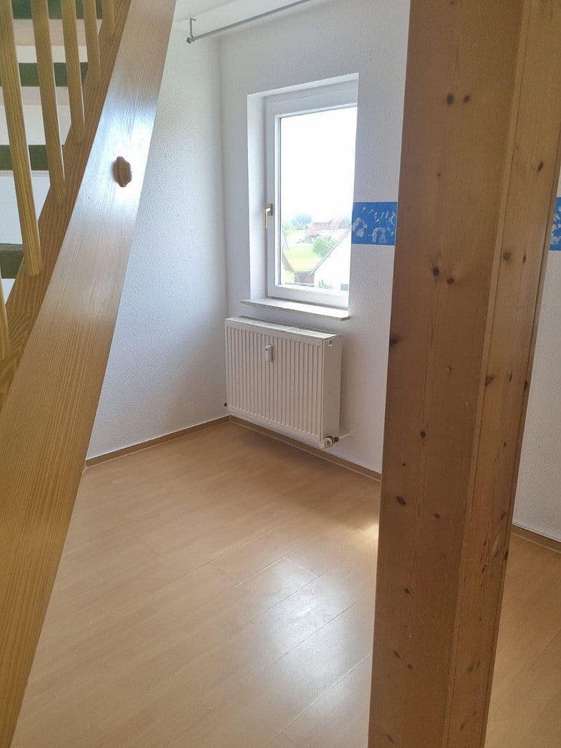 Prenájom bytu 3-izbový 76 m², Hauptstr. 17, Neuweiler, Bádensko-Wurttembersko Prenájom bytu 3-izbový 76 m², Hauptstr. 17, Neuweiler, Bádensko-Wurttembersko