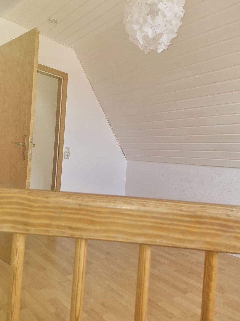 Prenájom bytu 3-izbový 76 m², Hauptstr. 17, Neuweiler, Bádensko-Wurttembersko Prenájom bytu 3-izbový 76 m², Hauptstr. 17, Neuweiler, Bádensko-Wurttembersko