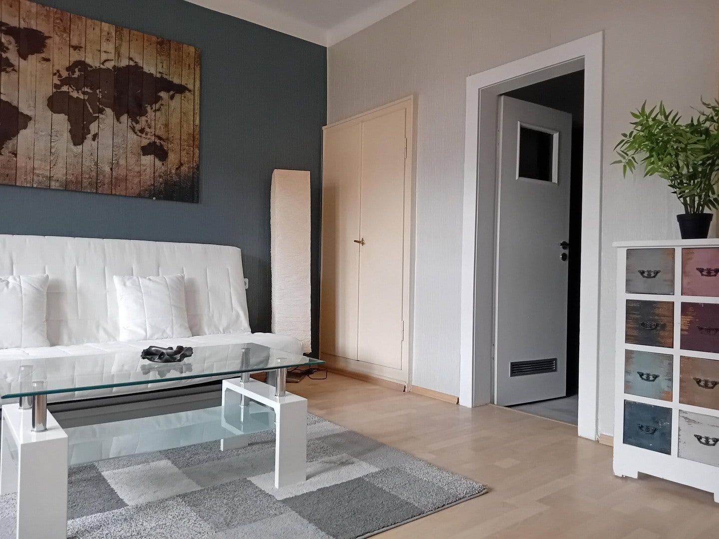 Predaj domu 155 m², pozemok 440 m², Weisenheim am Sand, Porýnie-Falcko Predaj domu 155 m², pozemok 440 m², Weisenheim am Sand, Porýnie-Falcko