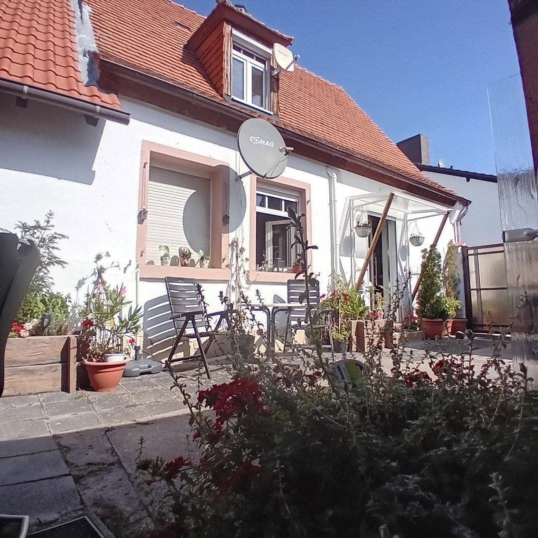 Predaj domu 155 m², pozemok 440 m², Weisenheim am Sand, Porýnie-Falcko Predaj domu 155 m², pozemok 440 m², Weisenheim am Sand, Porýnie-Falcko