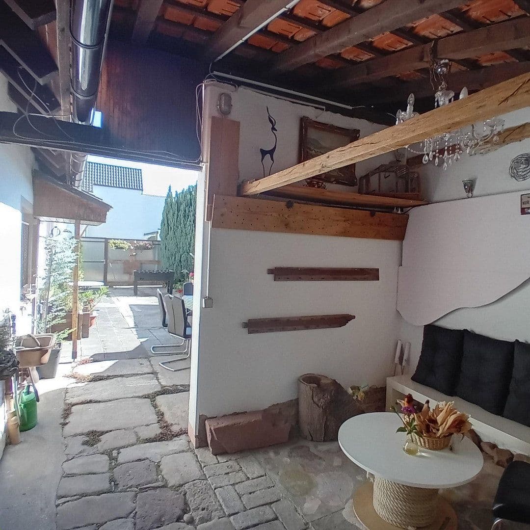 Predaj domu 155 m², pozemok 440 m², Weisenheim am Sand, Porýnie-Falcko Predaj domu 155 m², pozemok 440 m², Weisenheim am Sand, Porýnie-Falcko