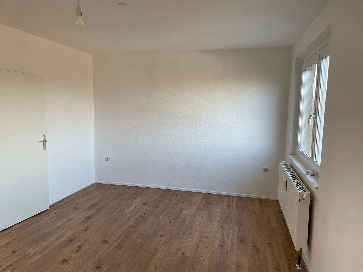 Prenájom bytu 3-izbový 75 m², Katharinenweg 18, Apolda, Durínsko Prenájom bytu 3-izbový 75 m², Katharinenweg 18, Apolda, Durínsko