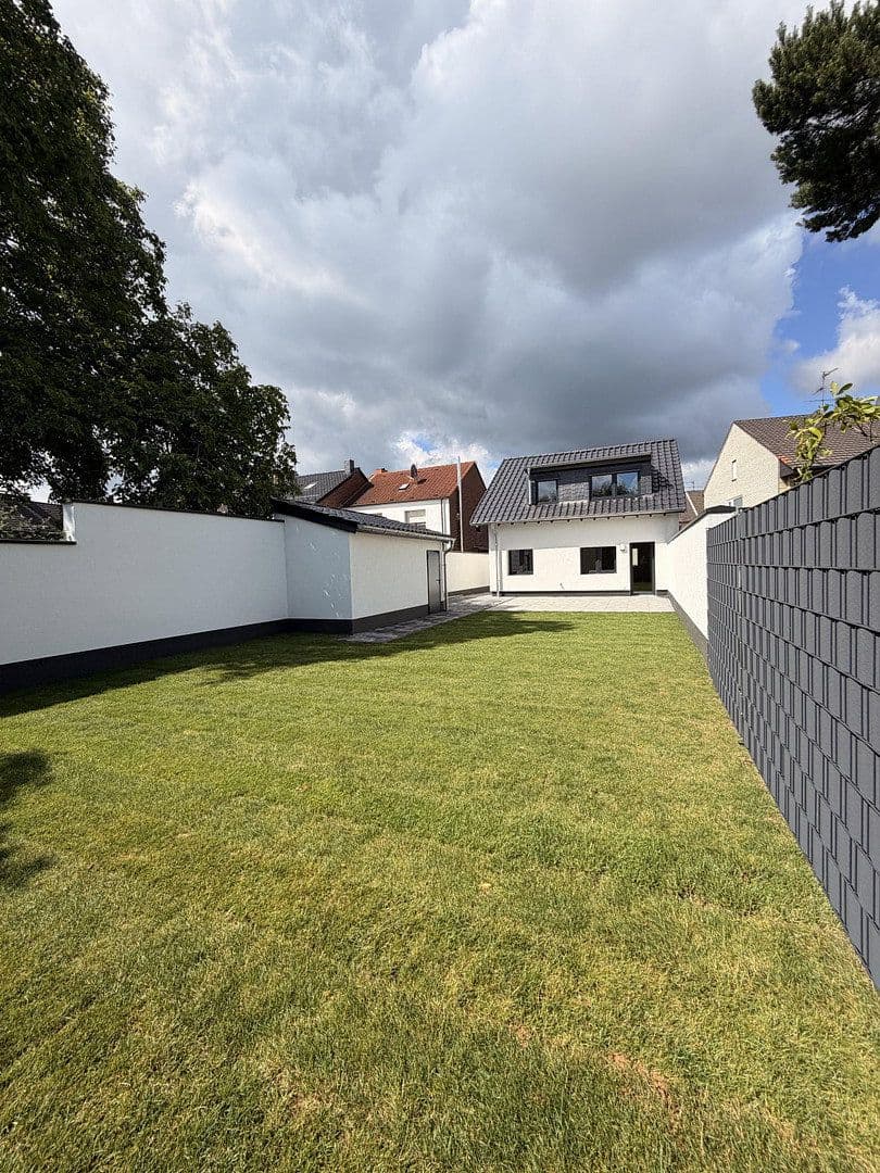 Predaj domu 112 m², pozemok 1.000 m², Niederzier, Severné Porýnie - Westfálsko Predaj domu 112 m², pozemok 1.000 m², Niederzier, Severné Porýnie - Westfálsko