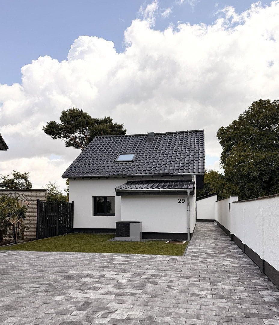 Predaj domu 112 m², pozemok 1.000 m², Niederzier, Severné Porýnie - Westfálsko Predaj domu 112 m², pozemok 1.000 m², Niederzier, Severné Porýnie - Westfálsko