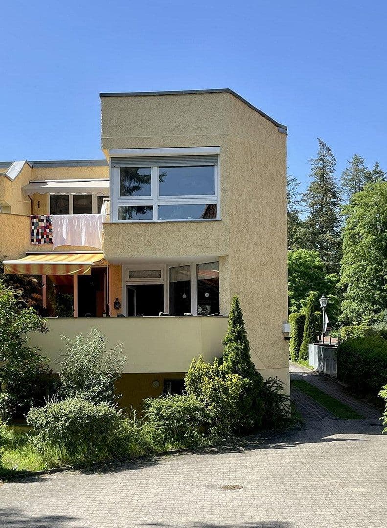 Predaj bytu 4-izbový 112 m², Berlin, Berlín Predaj bytu 4-izbový 112 m², Berlin, Berlín