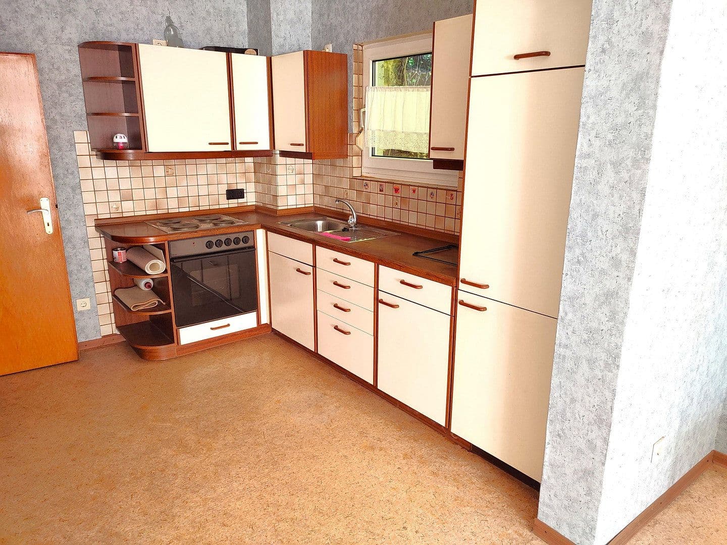 Predaj domu 173 m², pozemok 432 m², Biebertal, Hesensko Predaj domu 173 m², pozemok 432 m², Biebertal, Hesensko