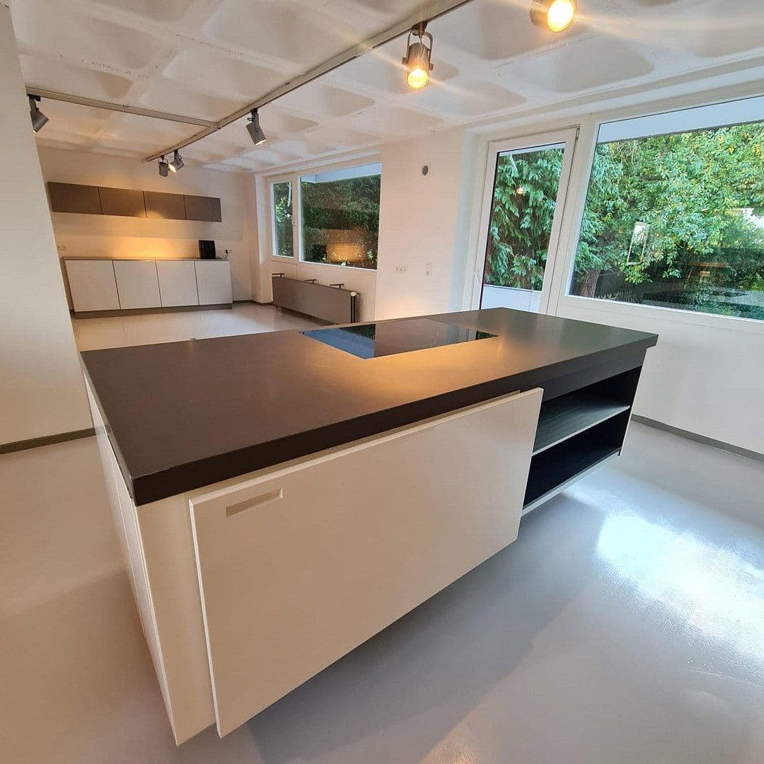 Predaj domu 800 m², pozemok 1.716 m², Bad Harzburg, Dolné Sasko Predaj domu 800 m², pozemok 1.716 m², Bad Harzburg, Dolné Sasko
