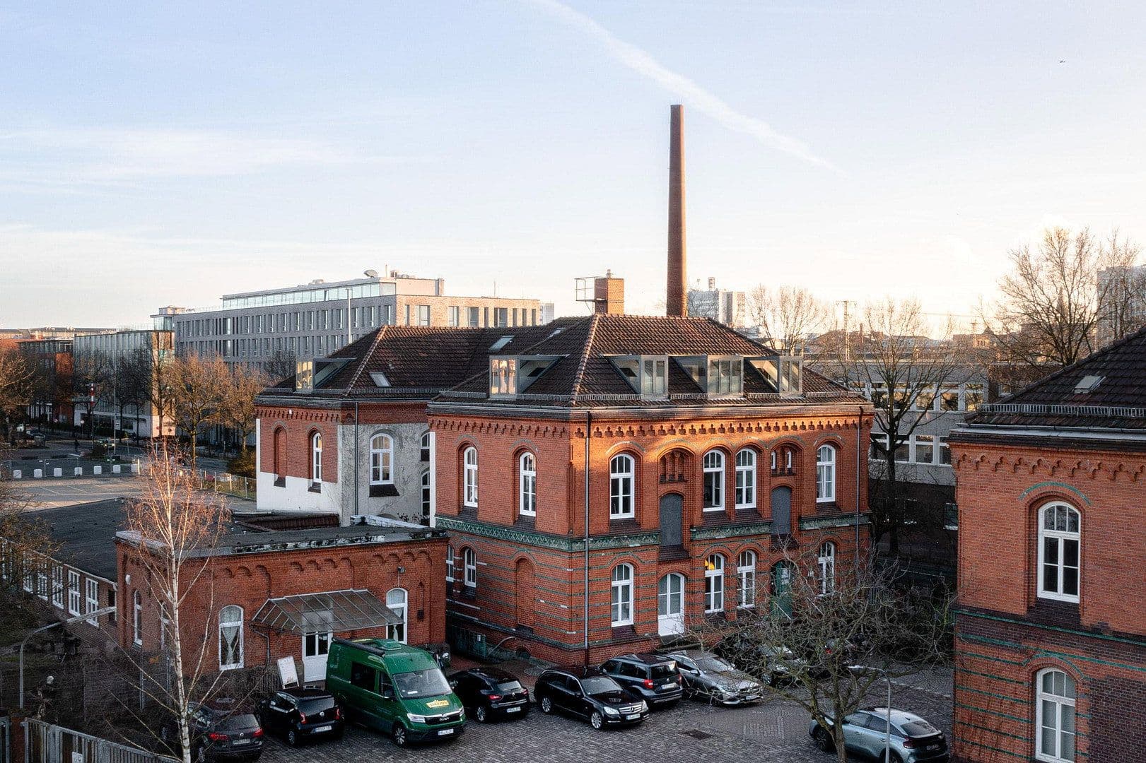 Prenájom kancelárie 139 m², Theodor-Heuss-Allee 21, Bremen, Brémy Prenájom kancelárie 139 m², Theodor-Heuss-Allee 21, Bremen, Brémy