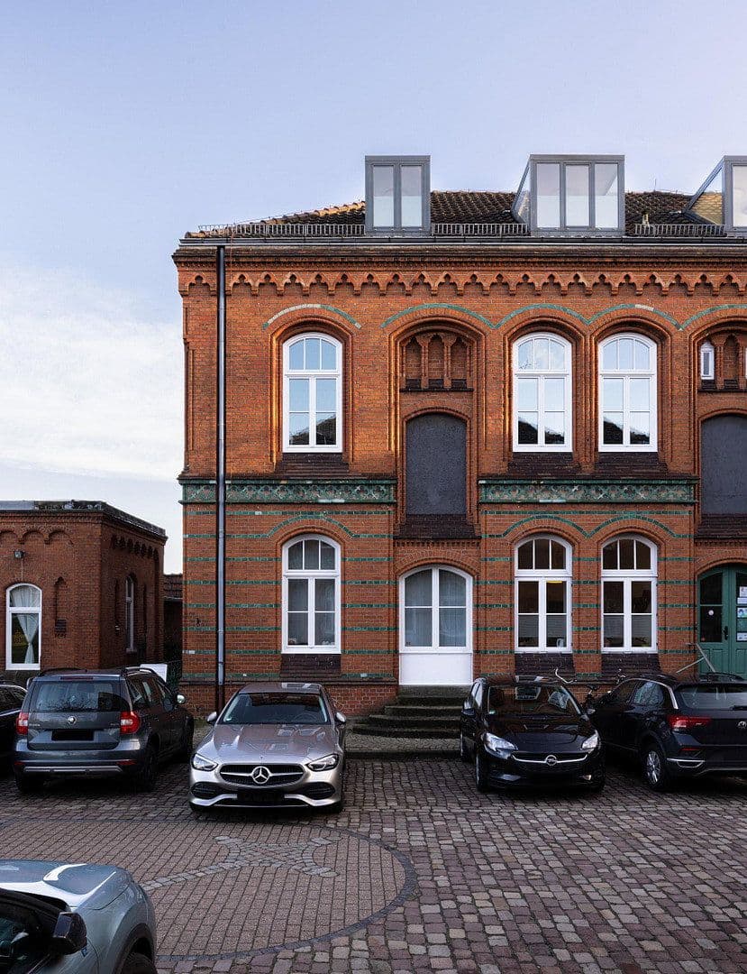 Prenájom kancelárie 139 m², Theodor-Heuss-Allee 21, Bremen, Brémy Prenájom kancelárie 139 m², Theodor-Heuss-Allee 21, Bremen, Brémy