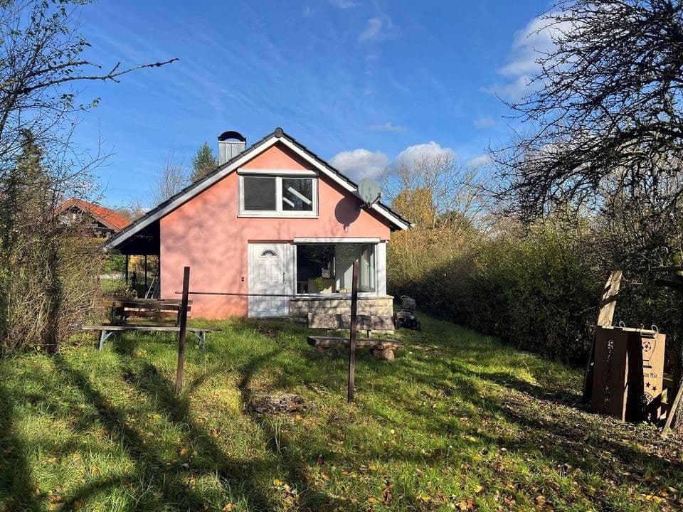 Predaj domu 50 m², pozemok 1.080 m², Herbrechtingen, Bádensko-Wurttembersko Predaj domu 50 m², pozemok 1.080 m², Herbrechtingen, Bádensko-Wurttembersko