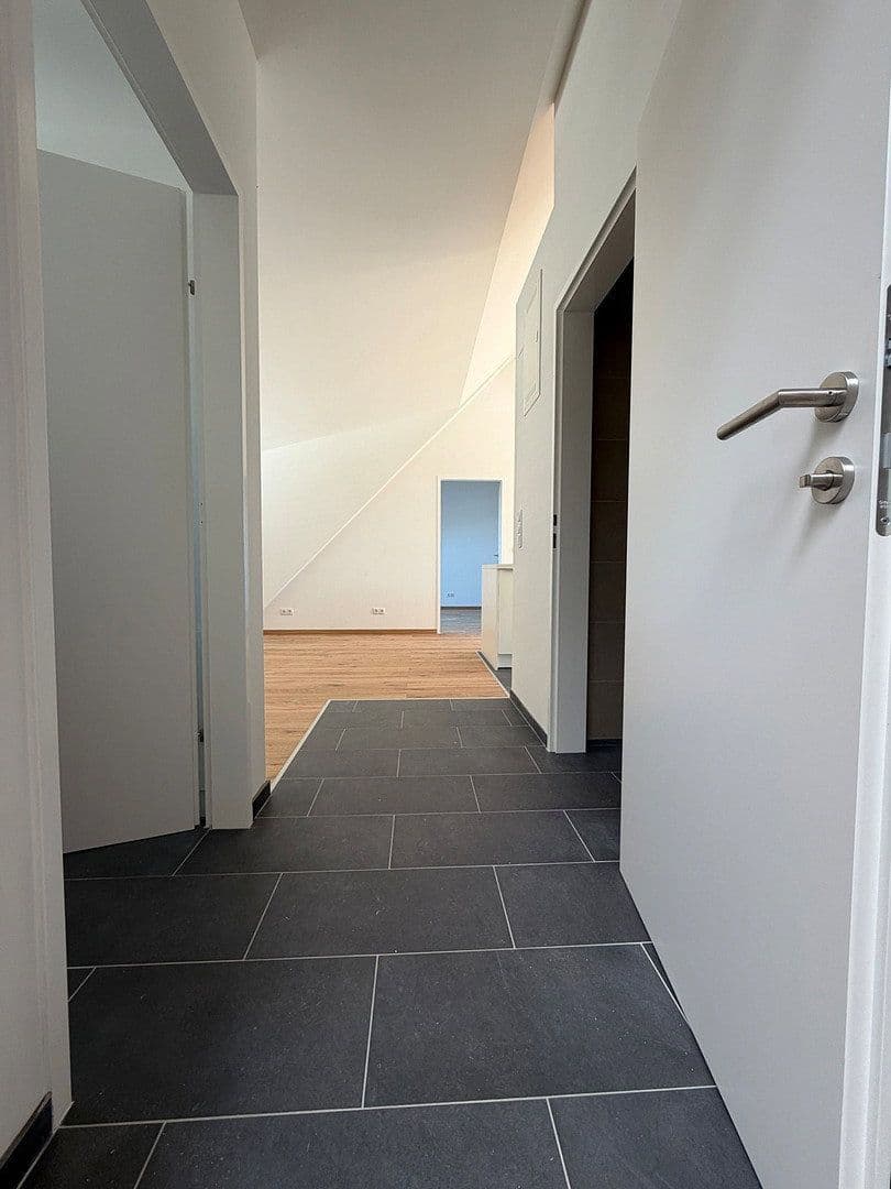 Prenájom bytu 3-izbový 84 m², Wien, Viedeň Prenájom bytu 3-izbový 84 m², Wien, Viedeň