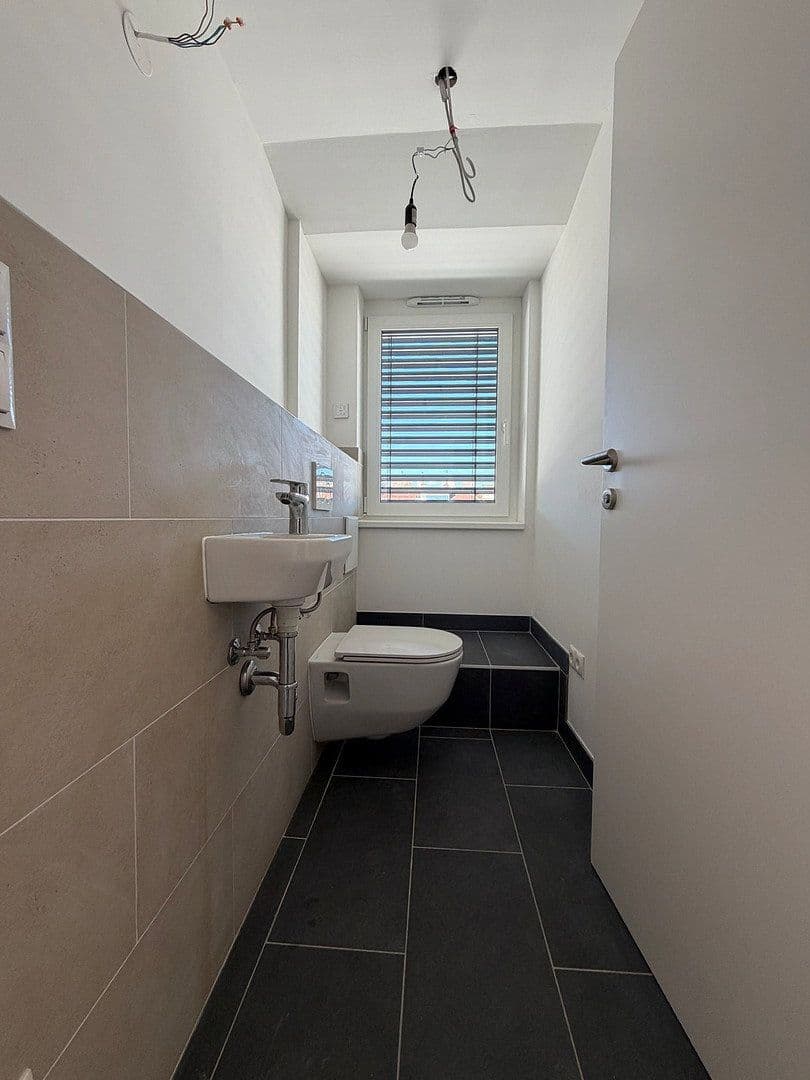 Prenájom bytu 3-izbový 84 m², Wien, Viedeň Prenájom bytu 3-izbový 84 m², Wien, Viedeň