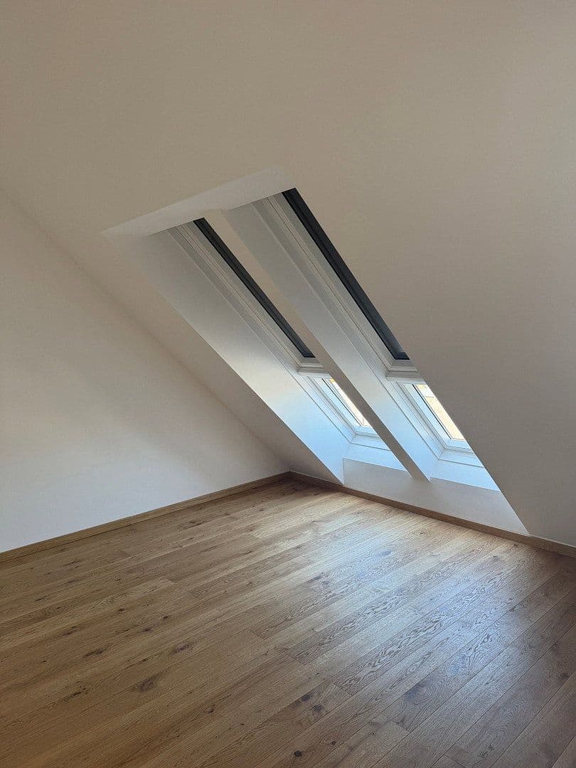 Prenájom bytu 3-izbový 84 m², Wien, Viedeň Prenájom bytu 3-izbový 84 m², Wien, Viedeň