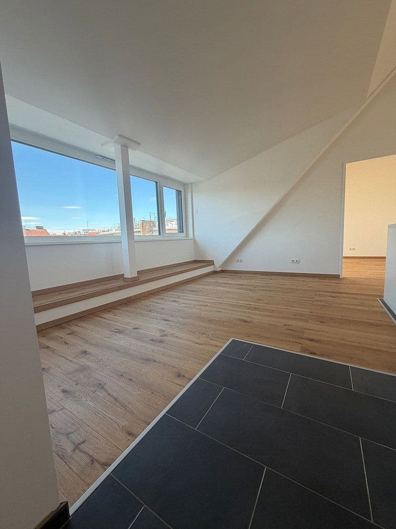 Prenájom bytu 3-izbový 84 m², Wien, Viedeň Prenájom bytu 3-izbový 84 m², Wien, Viedeň
