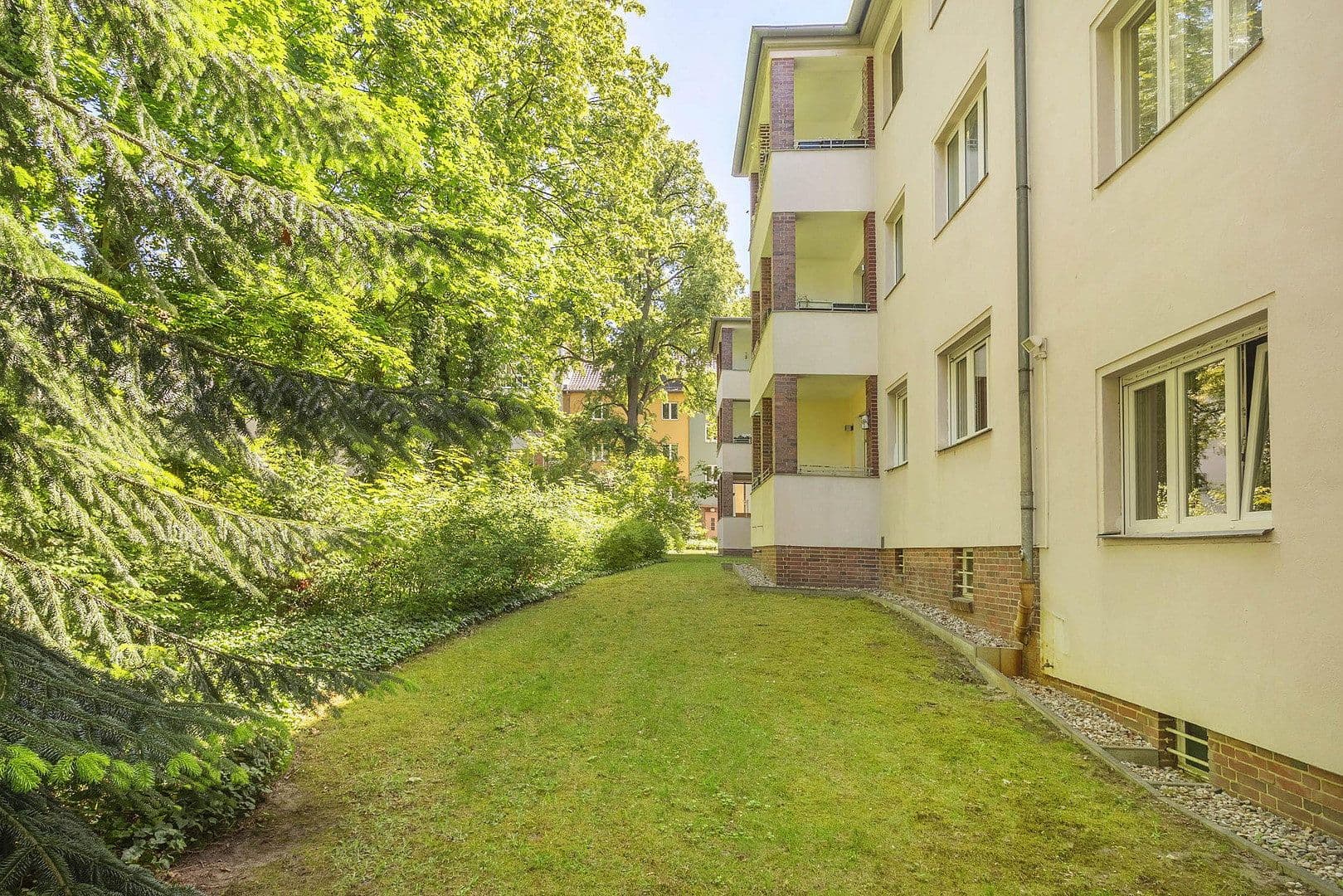 Predaj bytu 3-izbový 68 m², Berlin, Berlín Predaj bytu 3-izbový 68 m², Berlin, Berlín