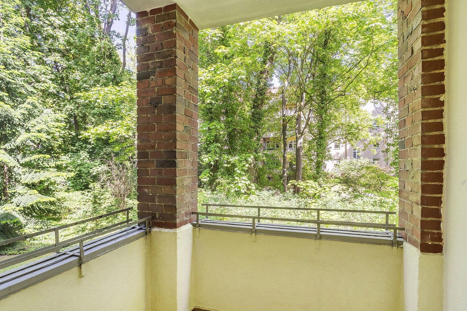 Predaj bytu 3-izbový 68 m², Berlin, Berlín Predaj bytu 3-izbový 68 m², Berlin, Berlín