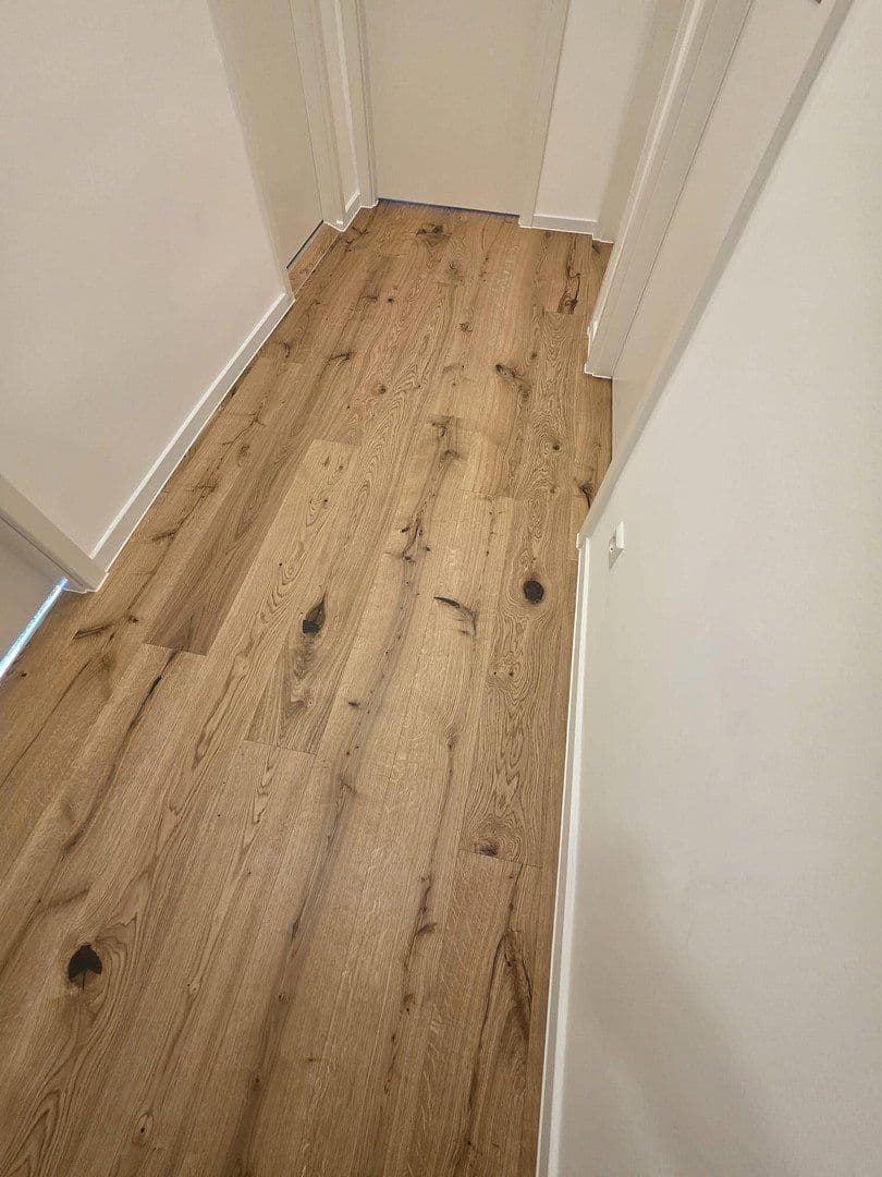 Predaj bytu 3-izbový 68 m², Berlin, Berlín Predaj bytu 3-izbový 68 m², Berlin, Berlín