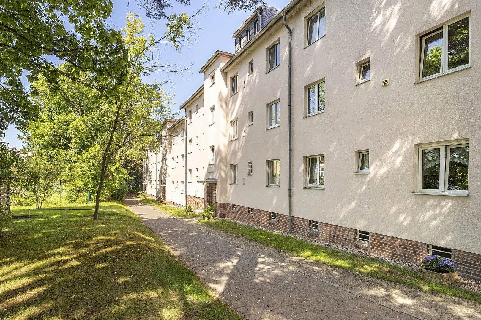 Predaj bytu 3-izbový 68 m², Berlin, Berlín Predaj bytu 3-izbový 68 m², Berlin, Berlín