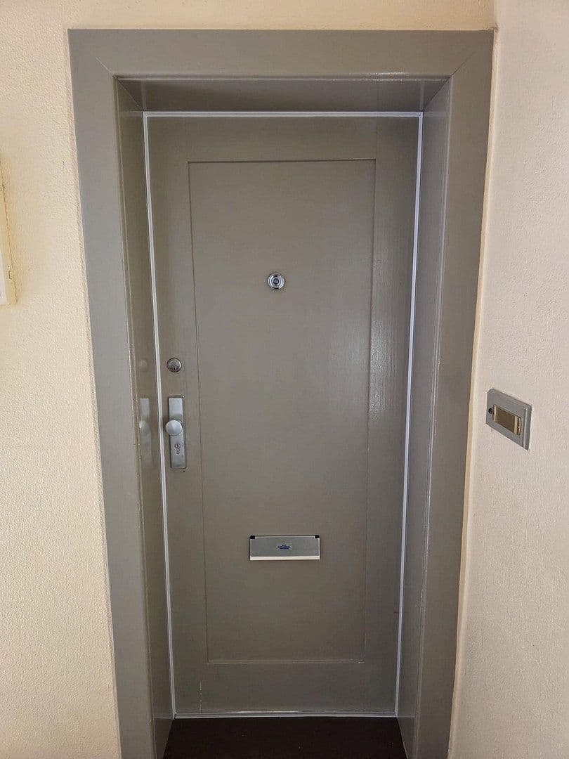 Predaj bytu 3-izbový 68 m², Berlin, Berlín Predaj bytu 3-izbový 68 m², Berlin, Berlín