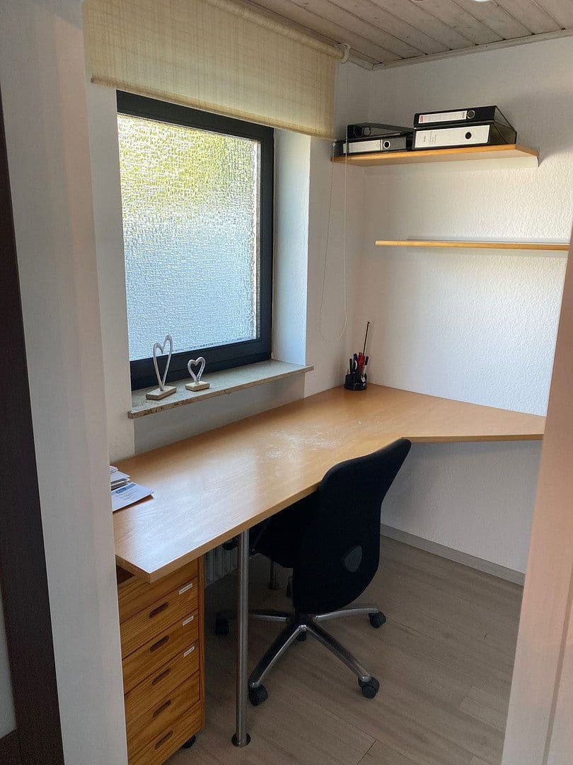 Predaj domu 160 m², pozemok 950 m², Hainstraße 15, Billigheim, Bádensko-Wurttembersko Predaj domu 160 m², pozemok 950 m², Hainstraße 15, Billigheim, Bádensko-Wurttembersko