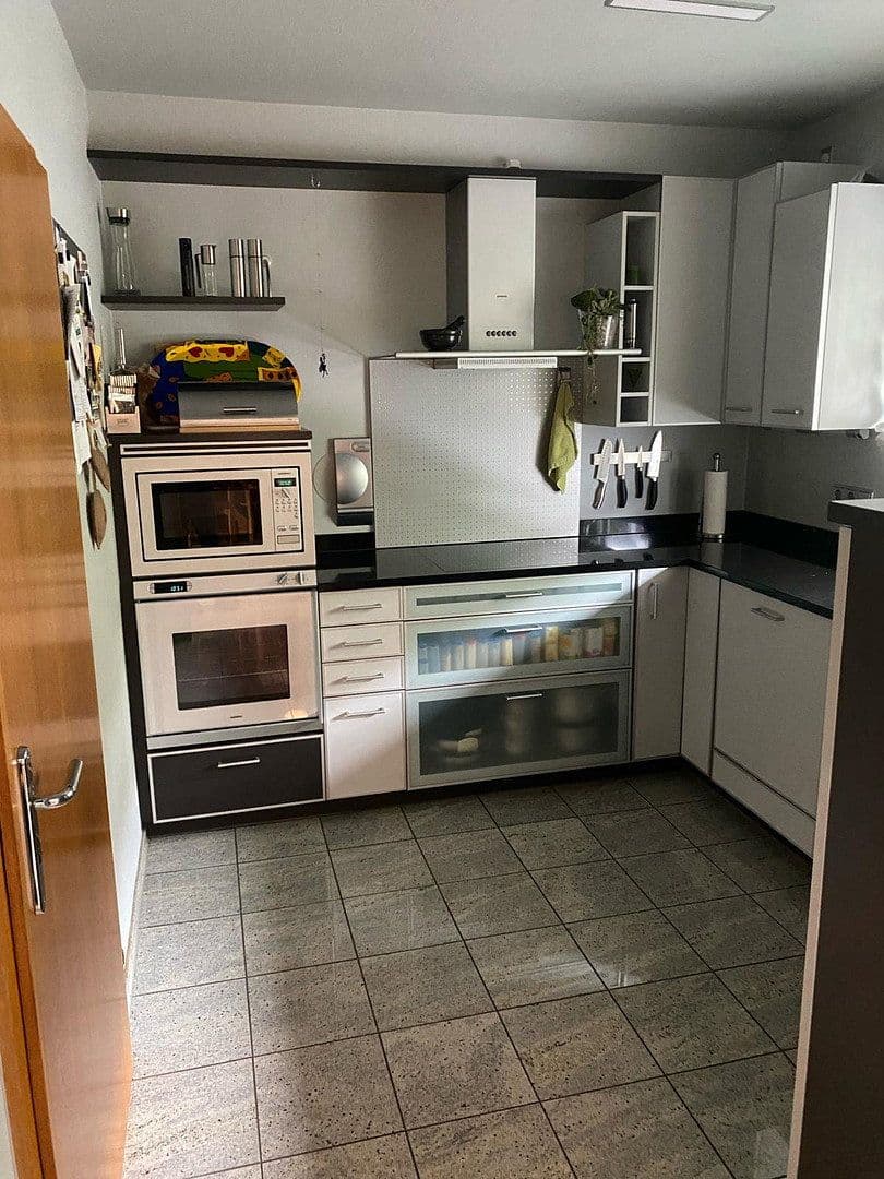 Predaj domu 160 m², pozemok 950 m², Hainstraße 15, Billigheim, Bádensko-Wurttembersko Predaj domu 160 m², pozemok 950 m², Hainstraße 15, Billigheim, Bádensko-Wurttembersko