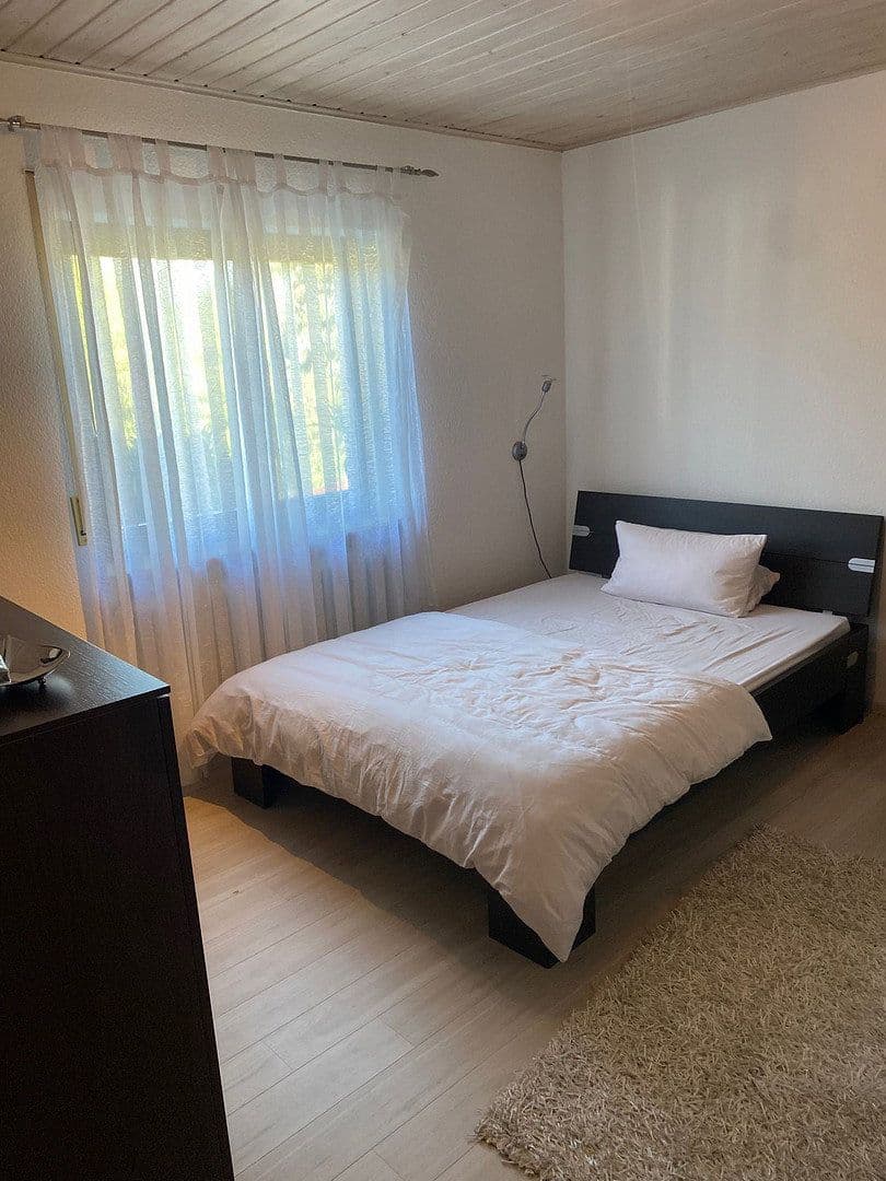 Predaj domu 160 m², pozemok 950 m², Hainstraße 15, Billigheim, Bádensko-Wurttembersko Predaj domu 160 m², pozemok 950 m², Hainstraße 15, Billigheim, Bádensko-Wurttembersko