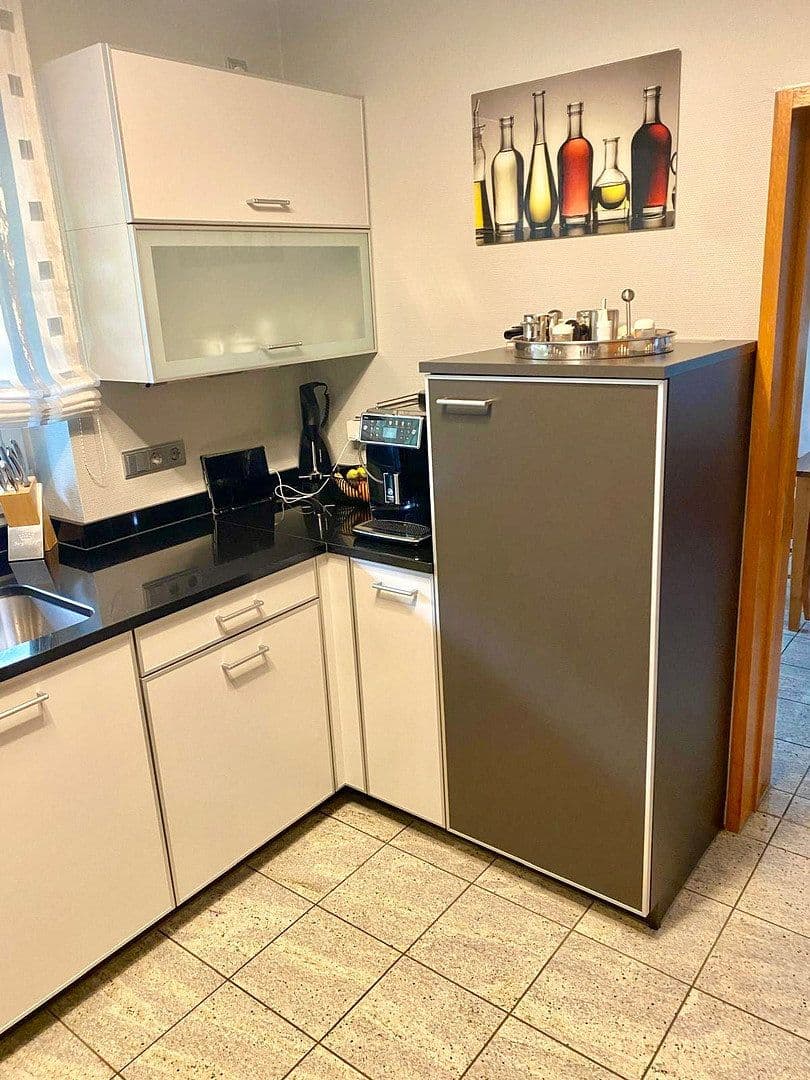 Predaj domu 160 m², pozemok 950 m², Hainstraße 15, Billigheim, Bádensko-Wurttembersko Predaj domu 160 m², pozemok 950 m², Hainstraße 15, Billigheim, Bádensko-Wurttembersko