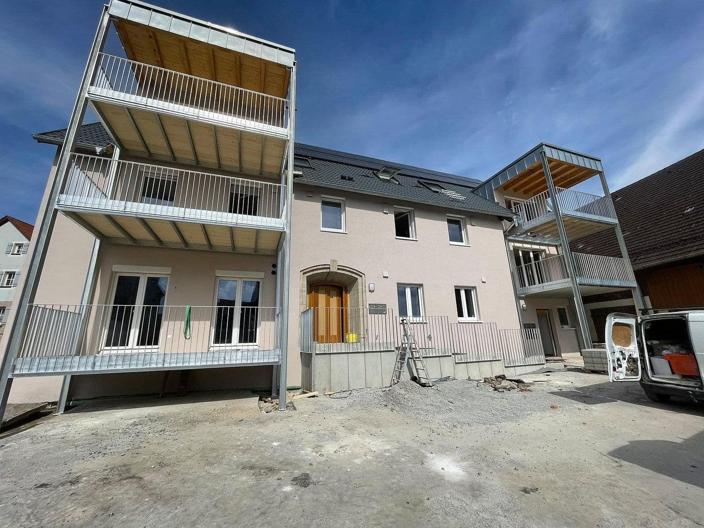Prenájom bytu 3-izbový 113 m², Crailsheimer Str. 2, Frankenhardt, Bádensko-Wurttembersko Prenájom bytu 3-izbový 113 m², Crailsheimer Str. 2, Frankenhardt, Bádensko-Wurttembersko