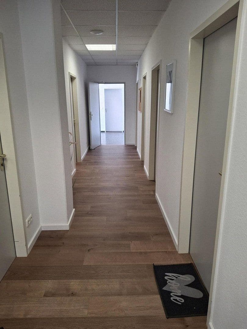 Prenájom kancelárie 55 m², Oststrasse 122 B, Norderstedt, Šlezvicko-Holštajnsko Prenájom kancelárie 55 m², Oststrasse 122 B, Norderstedt, Šlezvicko-Holštajnsko