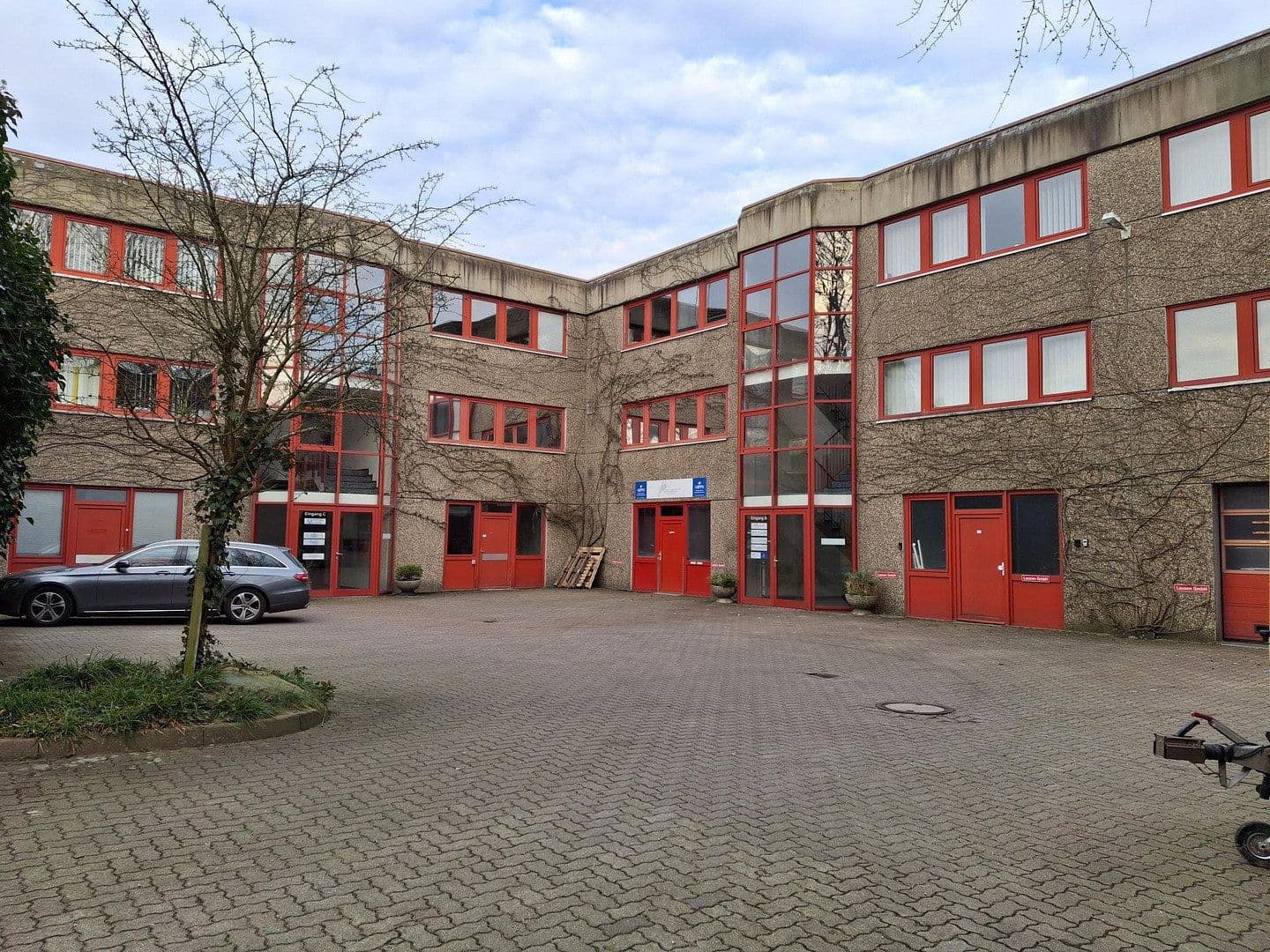 Prenájom kancelárie 55 m², Oststrasse 122 B, Norderstedt, Šlezvicko-Holštajnsko Prenájom kancelárie 55 m², Oststrasse 122 B, Norderstedt, Šlezvicko-Holštajnsko