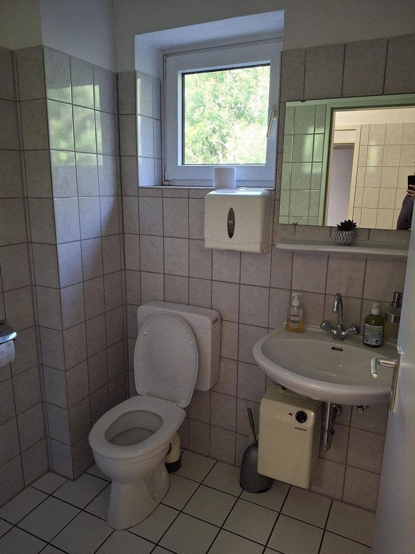 Prenájom kancelárie 55 m², Oststrasse 122 B, Norderstedt, Šlezvicko-Holštajnsko Prenájom kancelárie 55 m², Oststrasse 122 B, Norderstedt, Šlezvicko-Holštajnsko