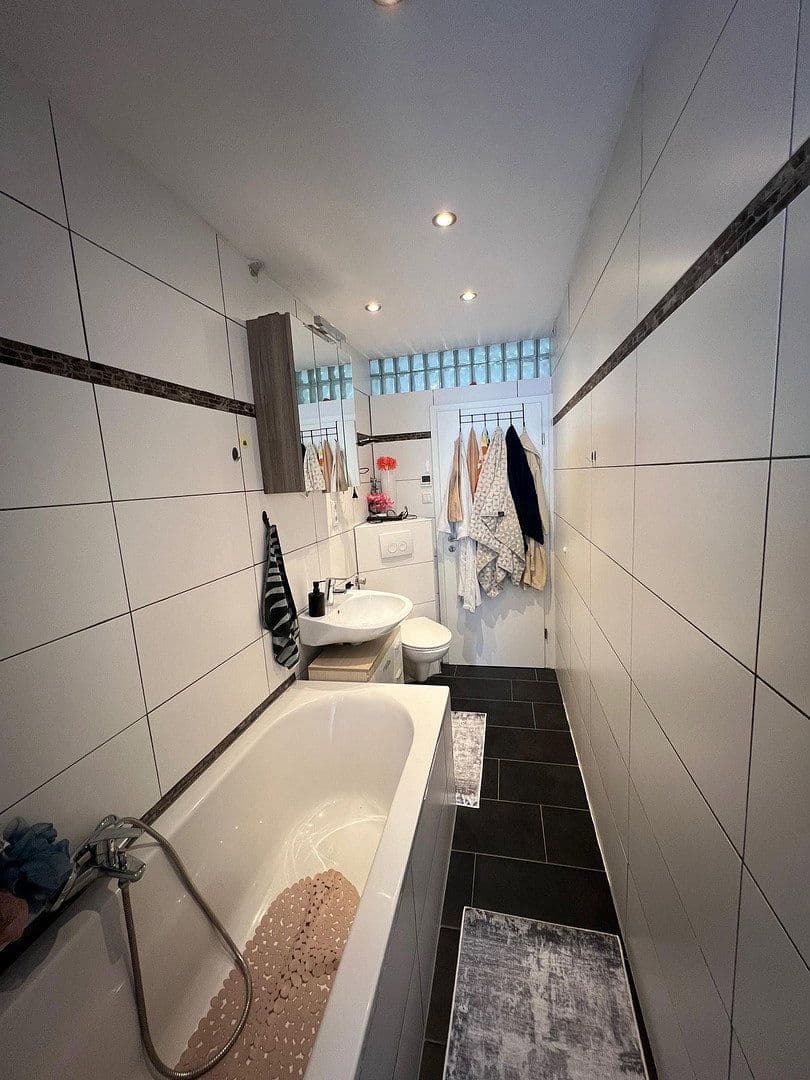 Predaj bytu 4-izbový 104 m², Kellerstraße 7, Taufkirchen, Bavorsko Predaj bytu 4-izbový 104 m², Kellerstraße 7, Taufkirchen, Bavorsko