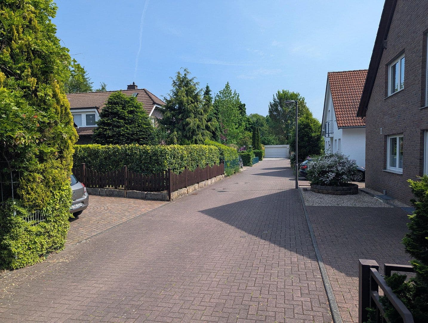 Predaj domu 216 m², pozemok 432 m², Langenfeld (Rheinland), Severné Porýnie - Westfálsko Predaj domu 216 m², pozemok 432 m², Langenfeld (Rheinland), Severné Porýnie - Westfálsko