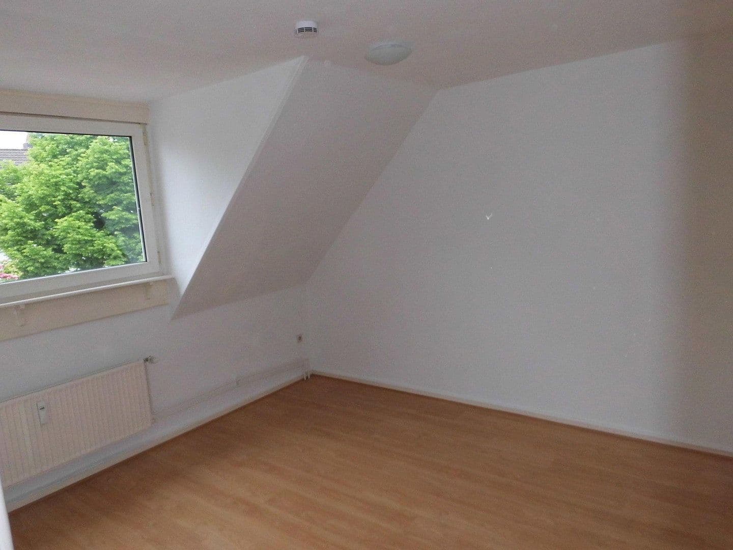 Predaj domu 117 m², pozemok 165 m², Bremen-Osterfeuerberg, Brémy Predaj domu 117 m², pozemok 165 m², Bremen-Osterfeuerberg, Brémy
