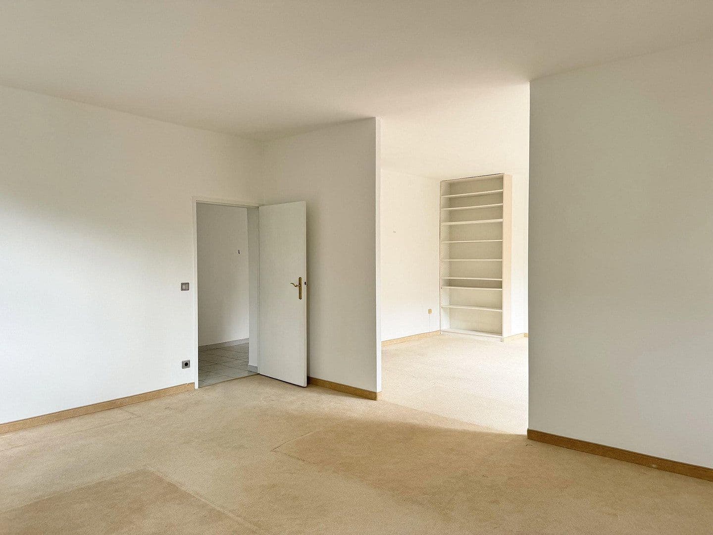 Predaj bytu 3-izbový 85 m², Berlin, Berlín Predaj bytu 3-izbový 85 m², Berlin, Berlín
